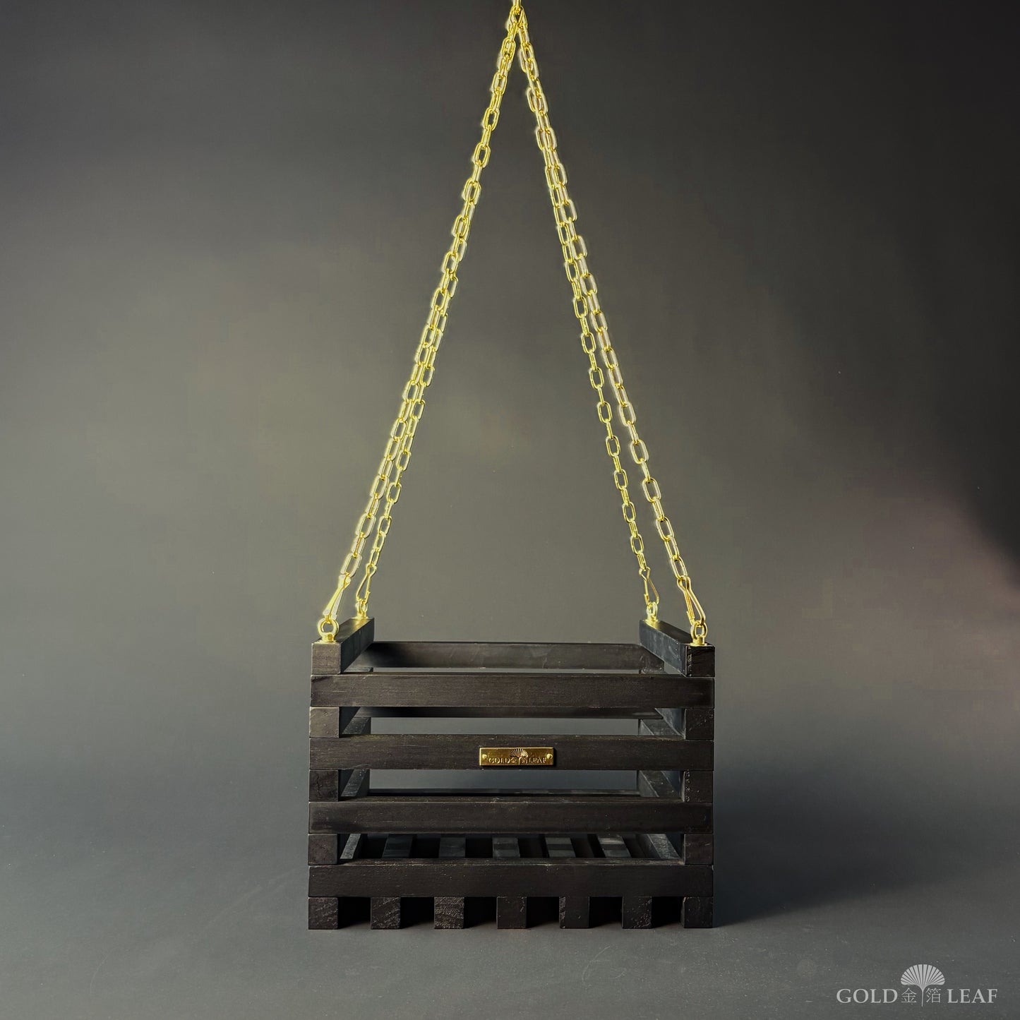 Orchid Chain Pine Black Brass BloomBox